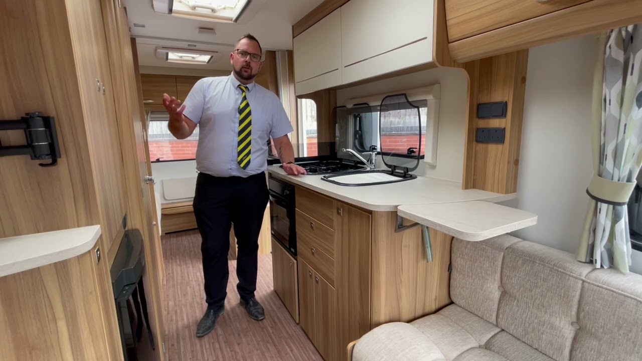 2015 Elddis Xplore 434 Caravan review: #edwardsmotorhomes #caravan #Elddis #worcester