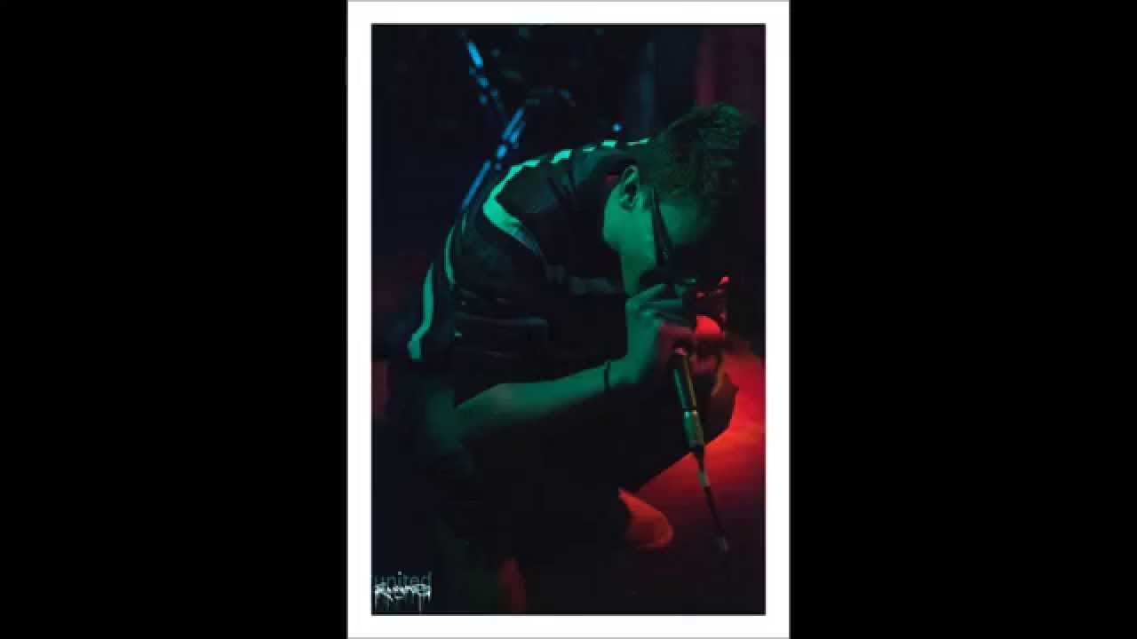Bloody Hawk(&Phi;&theta;.) - &Pi;ί&nu;&alpha;&kappa;&alpha;&sigmaf;
