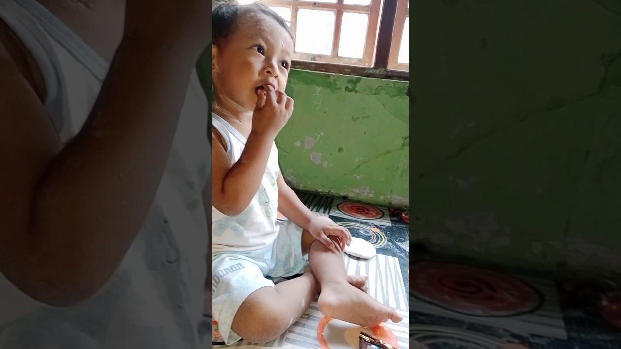 let's we playing together #trending #funnyshorts #berandayoutube #cutekids #viralshort #lucu