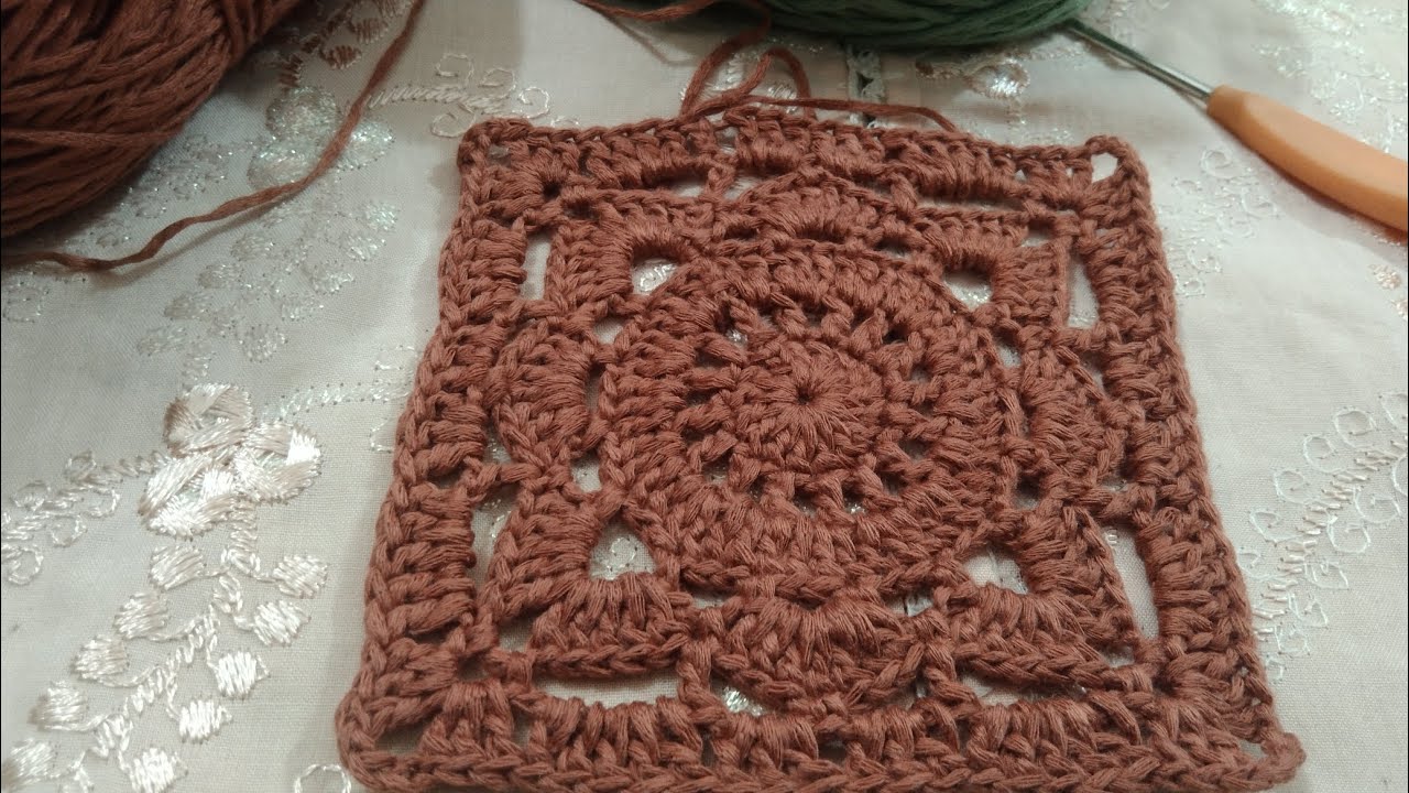 Super easy crochet willow granny square (granny square --12)