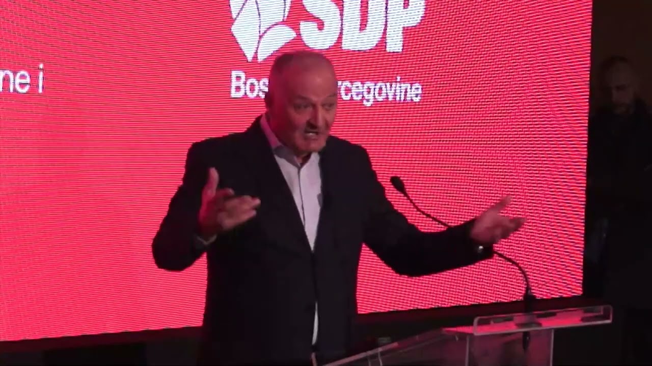Helez: SDA Fadila ukiva u zvijezde, a zakovali ga u zatvor