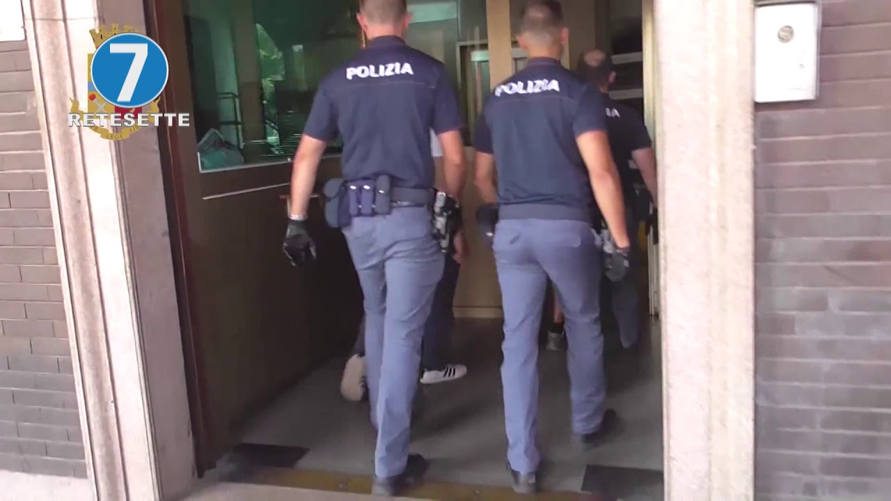 ABUSI IN INDAGINE: TRA I SOSPESI ANCHE UNA DIRIGENTE