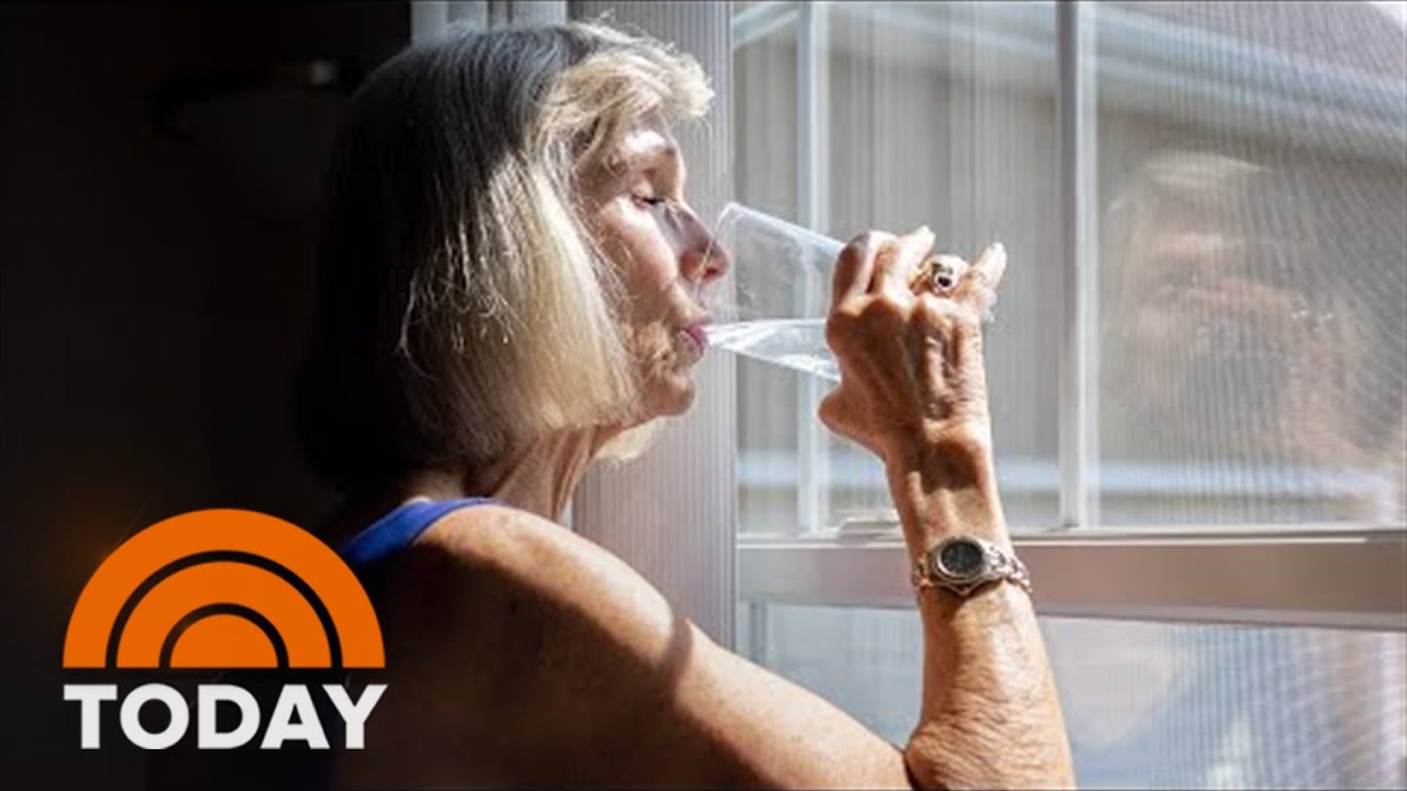 Heat Stroke: Signs To Look For And How To Treat It