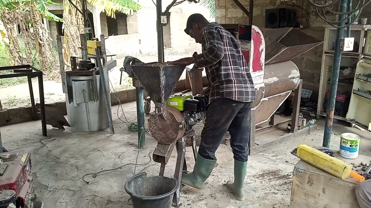 Palm kernel cracker machine