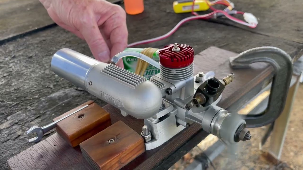 Irvine Q40 .40 c.i (6.5 c.c.) Model Glow Engine