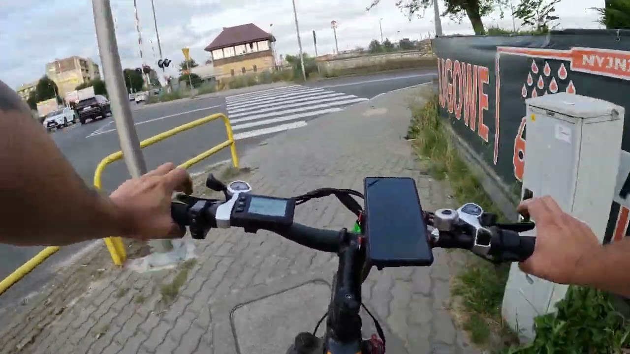 Leniwy poniedziałek na GLOVO