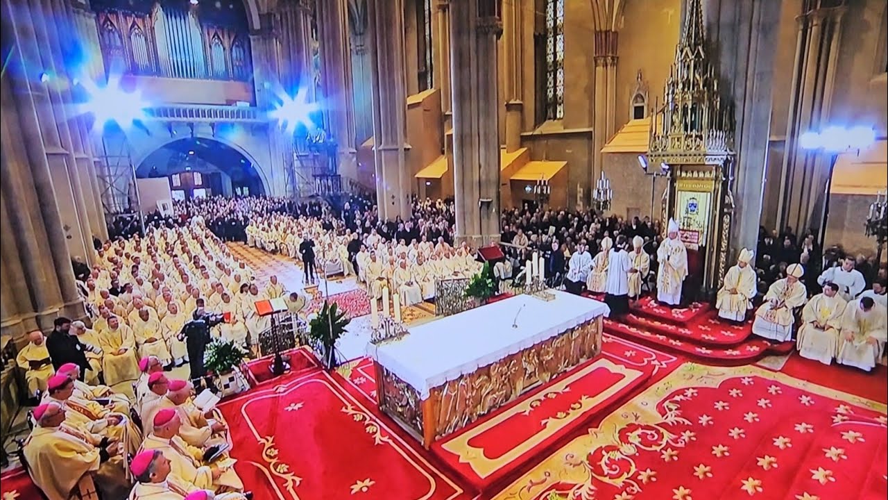 Svečano ređenje pomoćnih biskupa zagrebačkih Vlade Razuma i Marka Kovača ✝️u Zagrebačkoj Katedrali🇭🇷