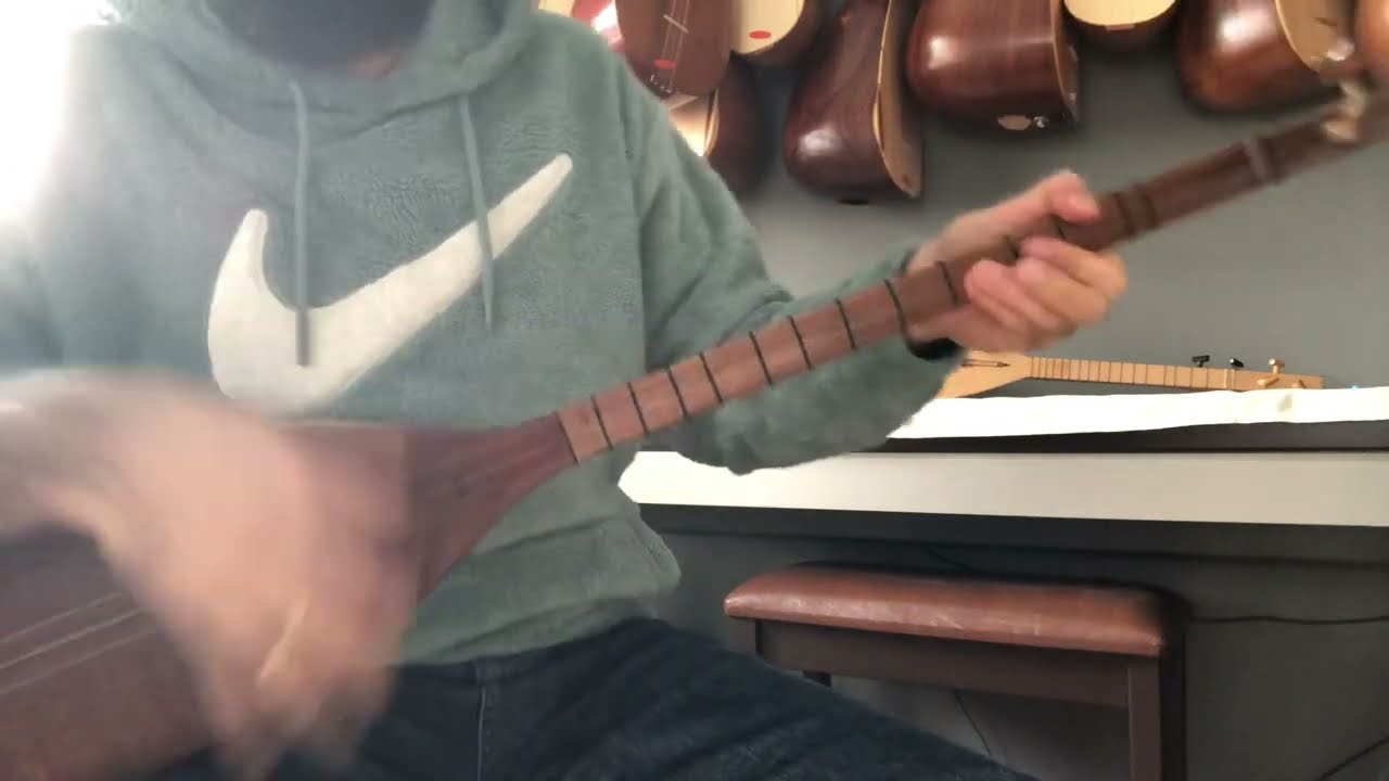 Cem Doğan - Dede Sazı ile Enstr&uuml;mantal Doğa&ccedil;lama.