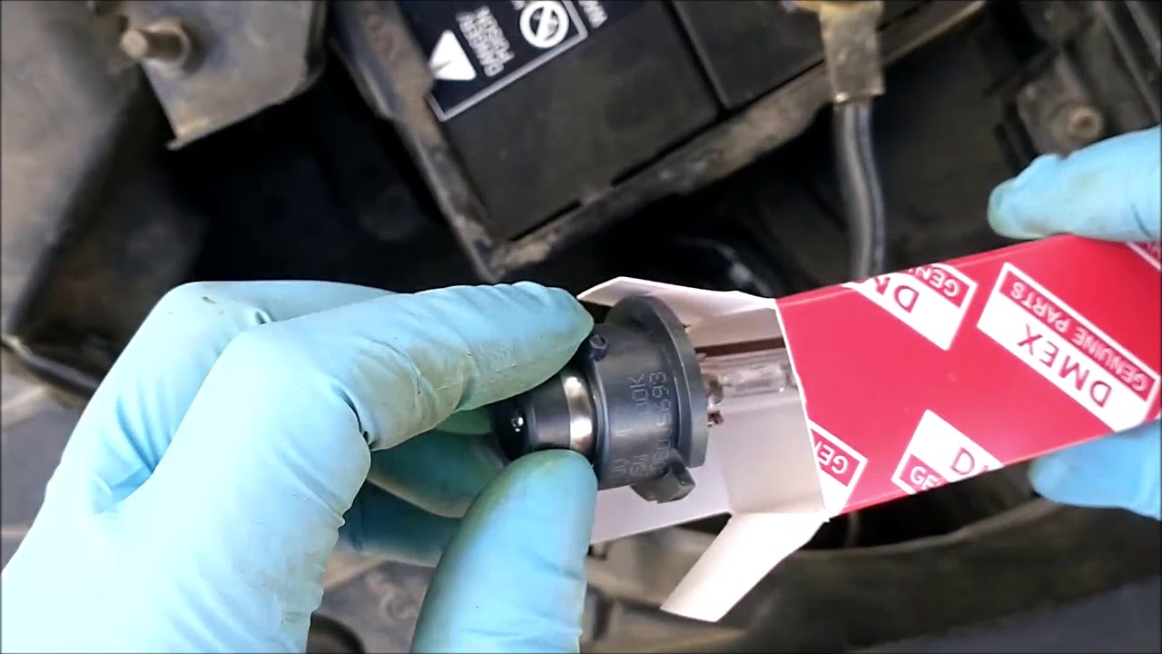 How to replace the HID headlight bulb of 04 - 08 Acura TSX, TL, MDX MY WAY