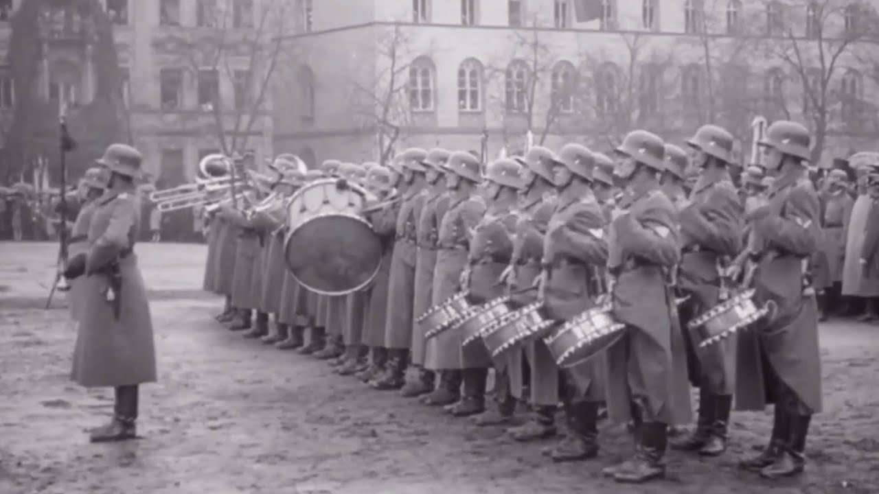 Alte Kameraden - German Military March