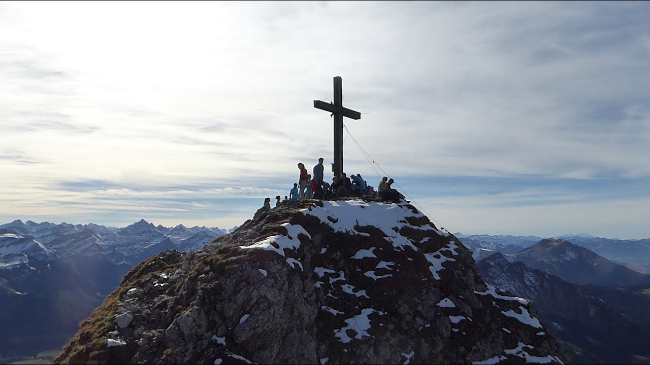 Aggenstein Gipfel über Bad Kissinger Hütte (Tirol / Österreich)