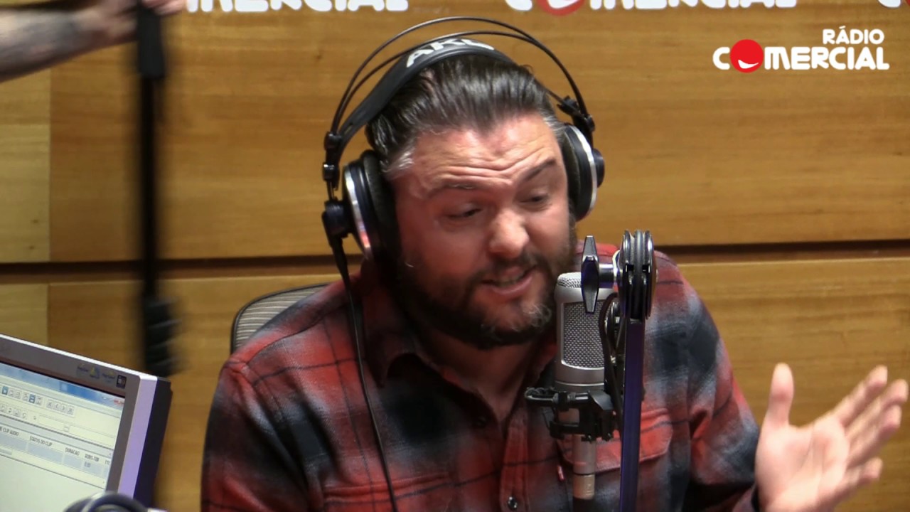 Rádio Comercial | Rebenta a Bolha - Um casal que acaba de chegar de férias (Frases)