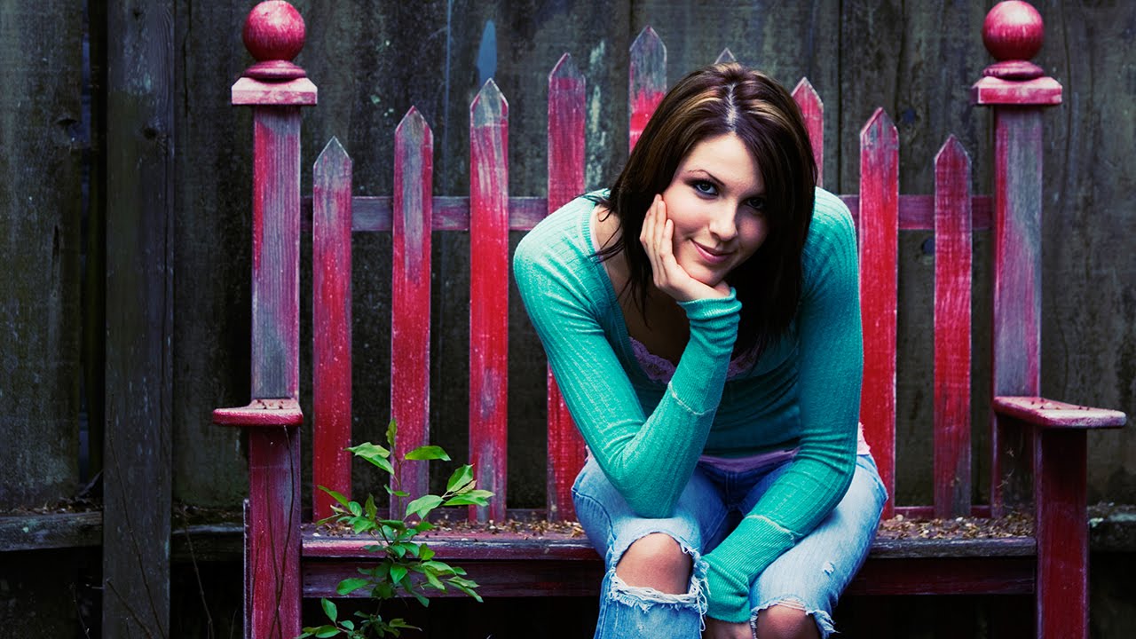 Photography Tips: 12 Portrait & Wedding Photography Secrets by photographer Bambi Cantrell