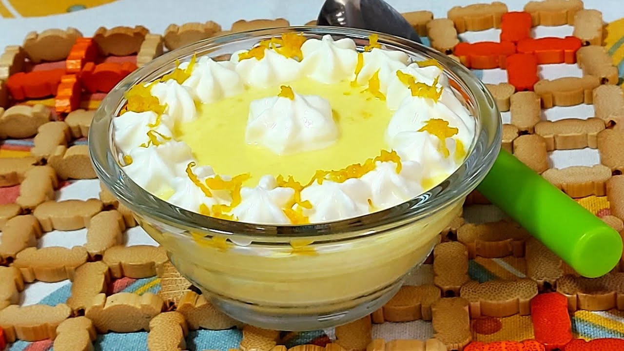 POSTRE FÁCIL🥄DE YOGUR Y LIMÓN🥛🍋EN 2 MINUTOS✌️SÓLO CON BATIDORA🔌// BEATRIZ COCINA