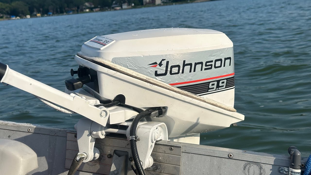 1988 9.9hp Johnson Outboard Motor