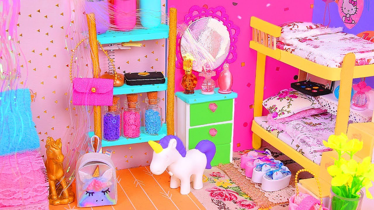 6 DIY Miniature Dollhouse
