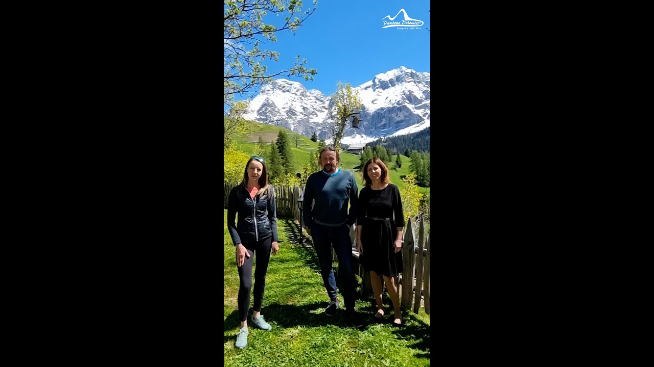 Giro dei masi a La Valle Alta Badia