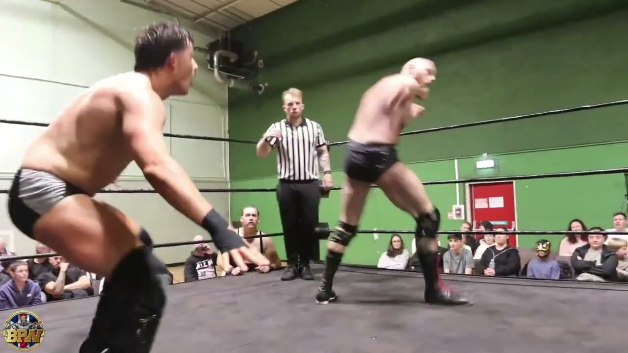 The Beast” Lucian Phillips vs “Heart & Soul” JJ Gale!