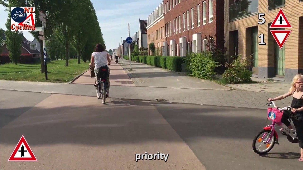 A ride on Rijnkennemerlaan (Utrecht NL)