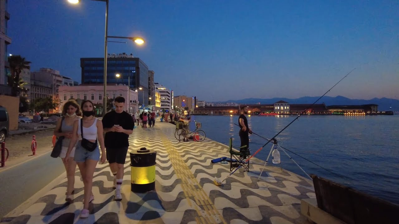 Evening walk in Izmir/Kordon, Turkey, Summer 2021