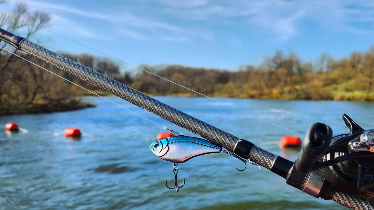 Clinton Lake Hot Water Discharge FULL of Fish! | Central Illinois Fishing