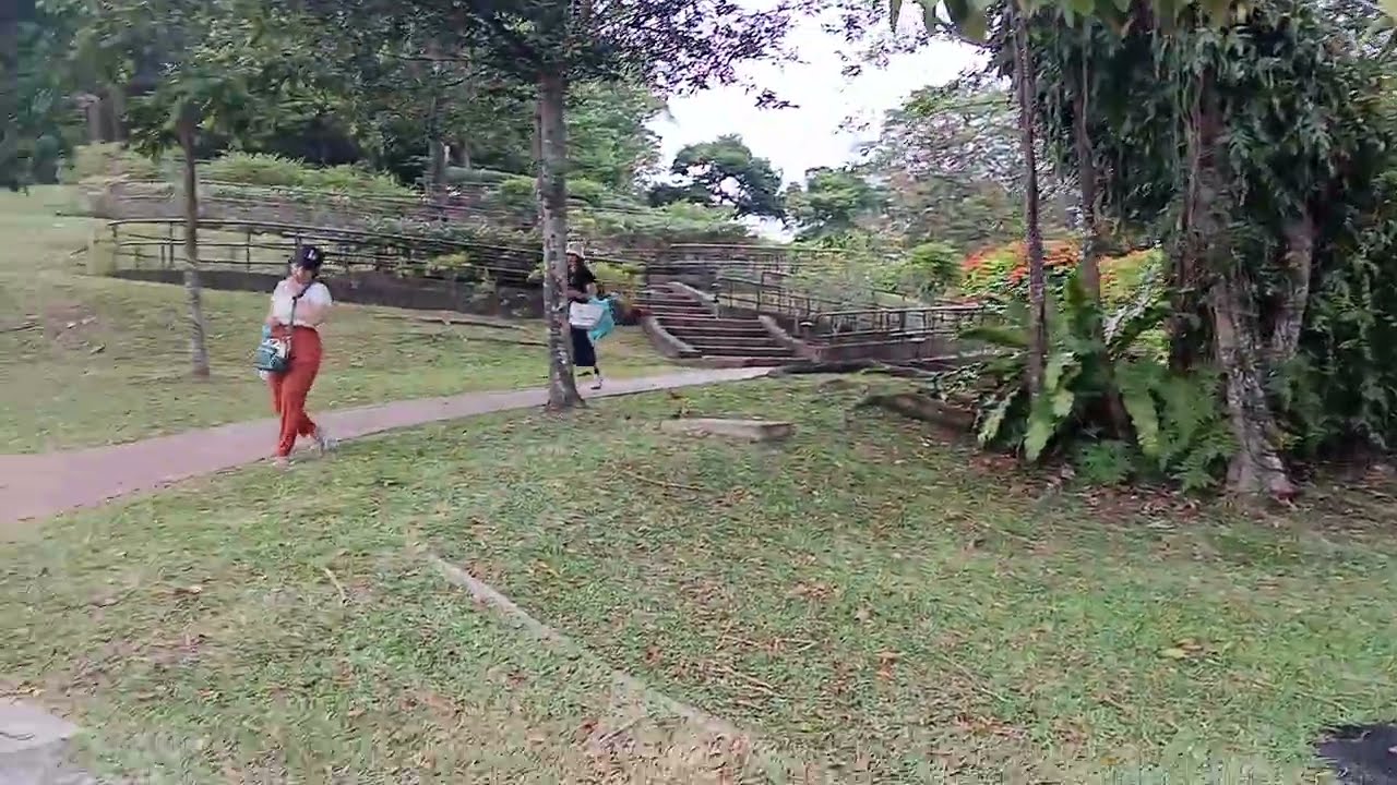CHIKAHAN HABANG PAUWI GALING SA GALAAN ENJOY LANG ANG BUHAY