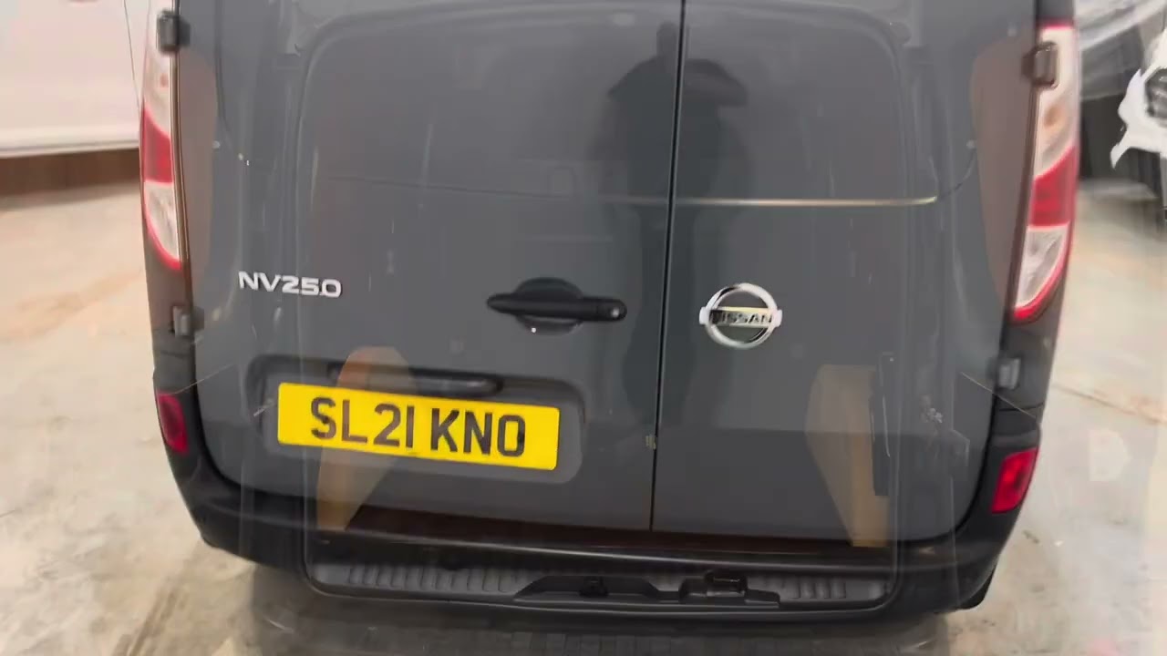 Nissan nv250