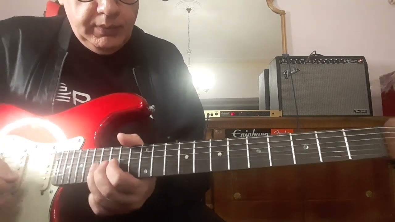 Losfer Words-Iron Maiden- performed with Marshall JMP1 original sound