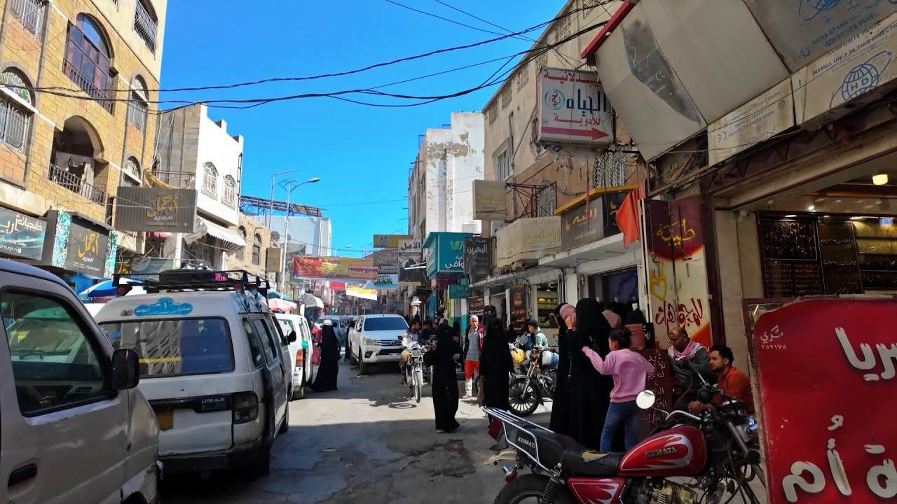 جولة في شوارع تعز وذكرياتها - من حي 26، مرورا بالجمهوري والدائري وحي المرور #تعز #اليمن #2025