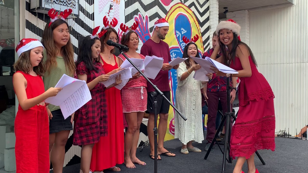 Happy (Pharrell Williams') by Ensiklomusika Canggu choir
