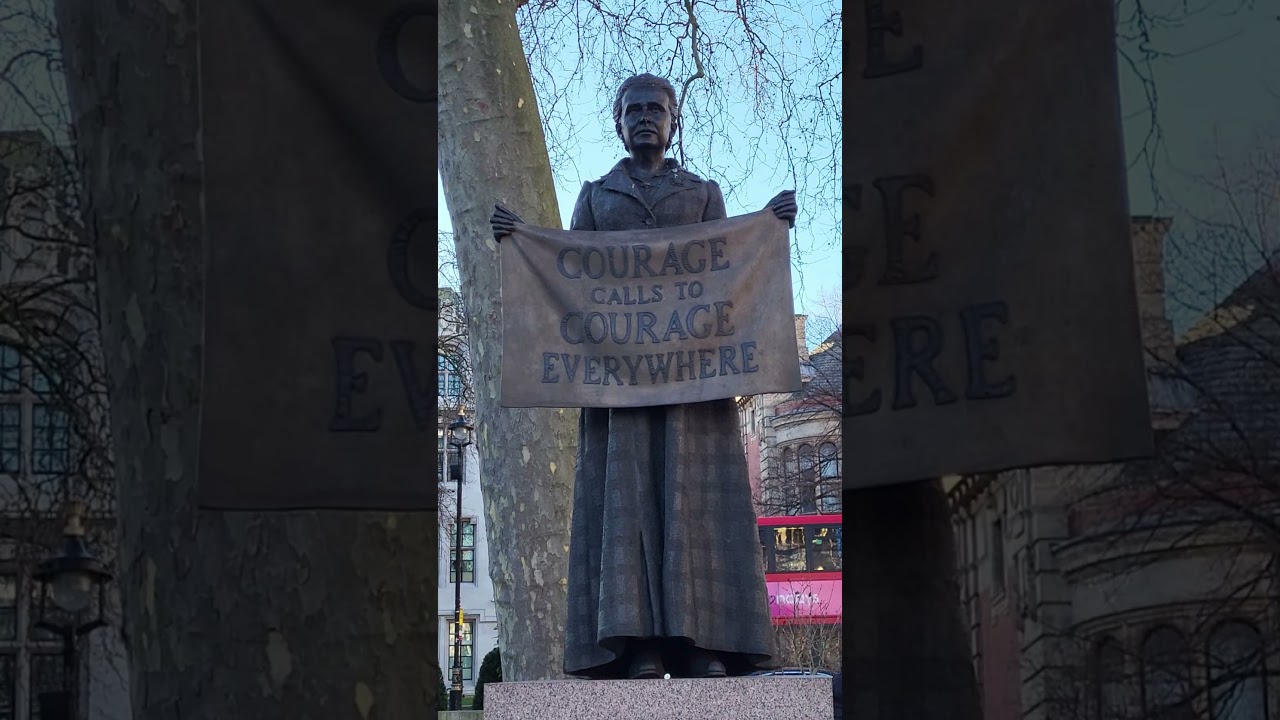STATUE OF MILLICENT GARRETT FAWCETT || LONDON 1#trending #history #travel #viral