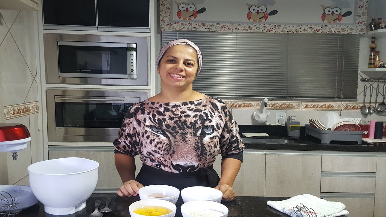 Pão de Ló de chocolate e recheio Kinder Bueno