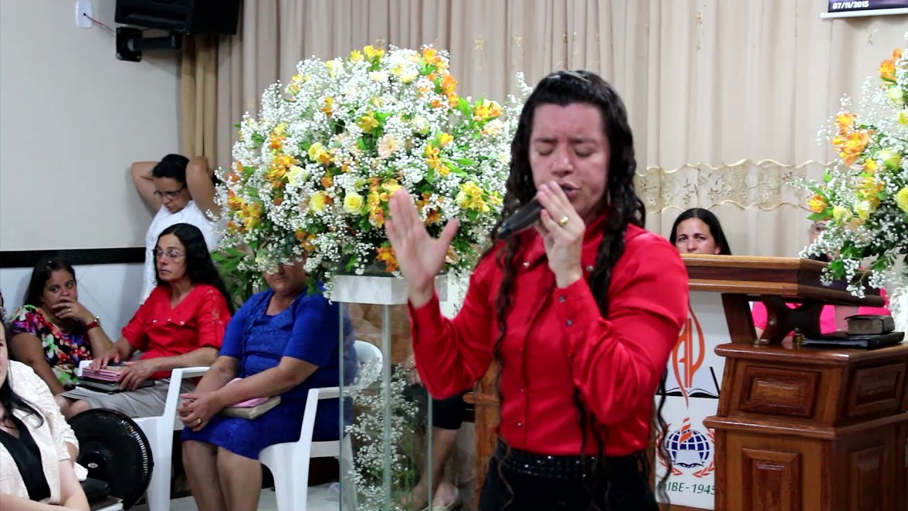 Cantora Miriam Araújo - Nas Asas do Vento
