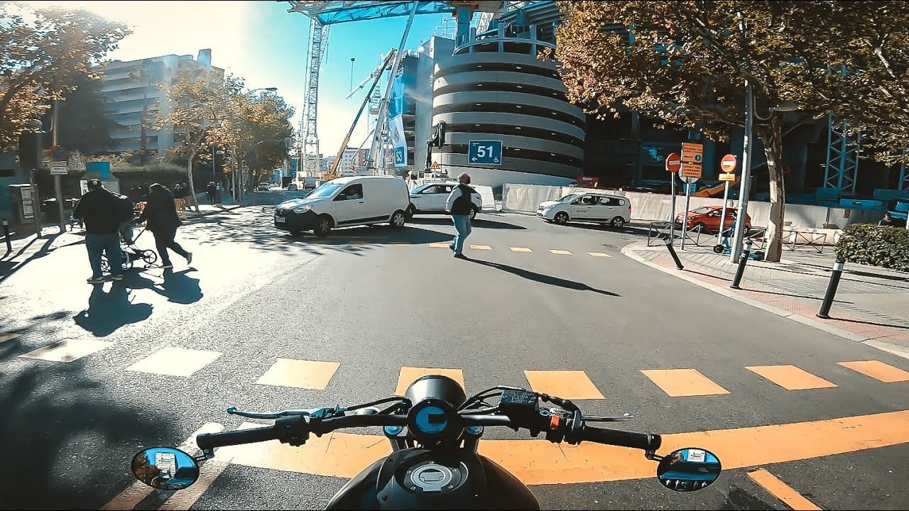 Commuting in an XSR700 (RAW Onboard) (PURE SOUND)