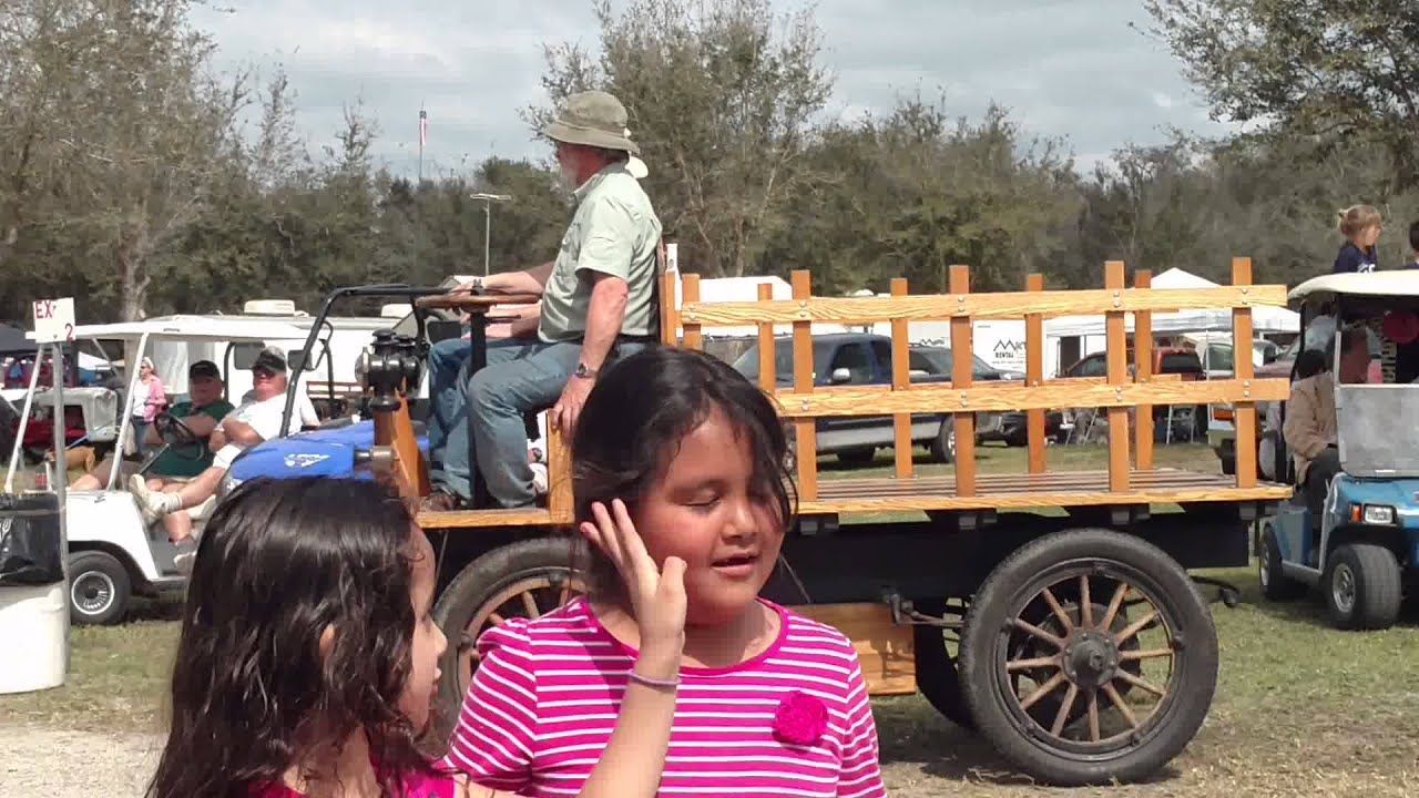 Zolfo Springs, FL Engine & Tractor show parade 3-5-16