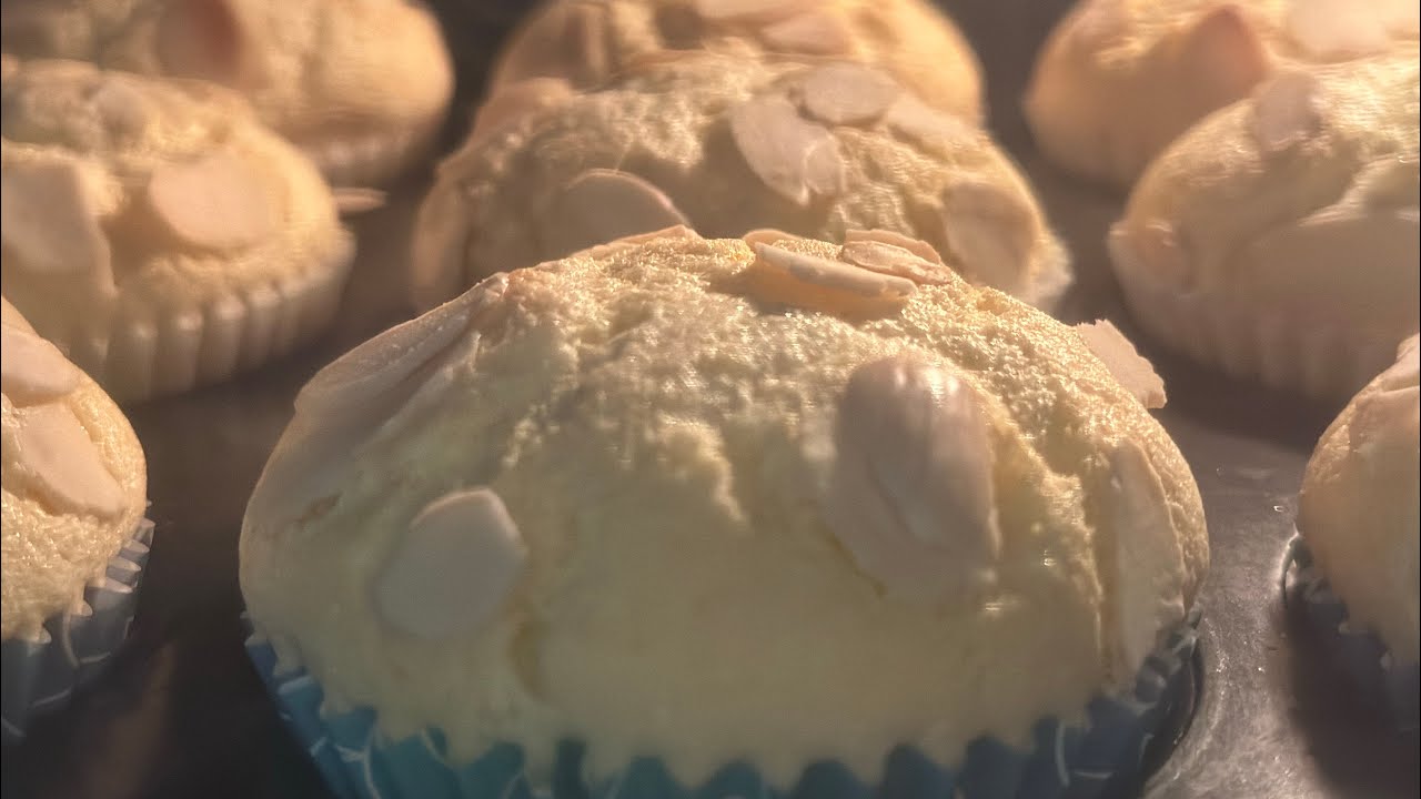 Super Fluffy and Healthy Pumpkin Chiffon Cake