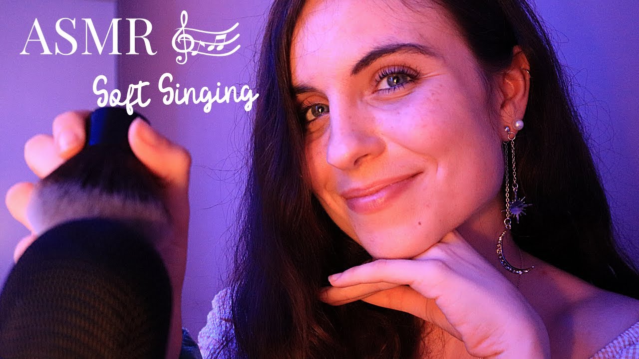 ASMR FRANCAIS 🌙 - Chansons douces et chuchotements pour t'endormir + Mic brushing 🎵 💤 (SOFT SINGING)