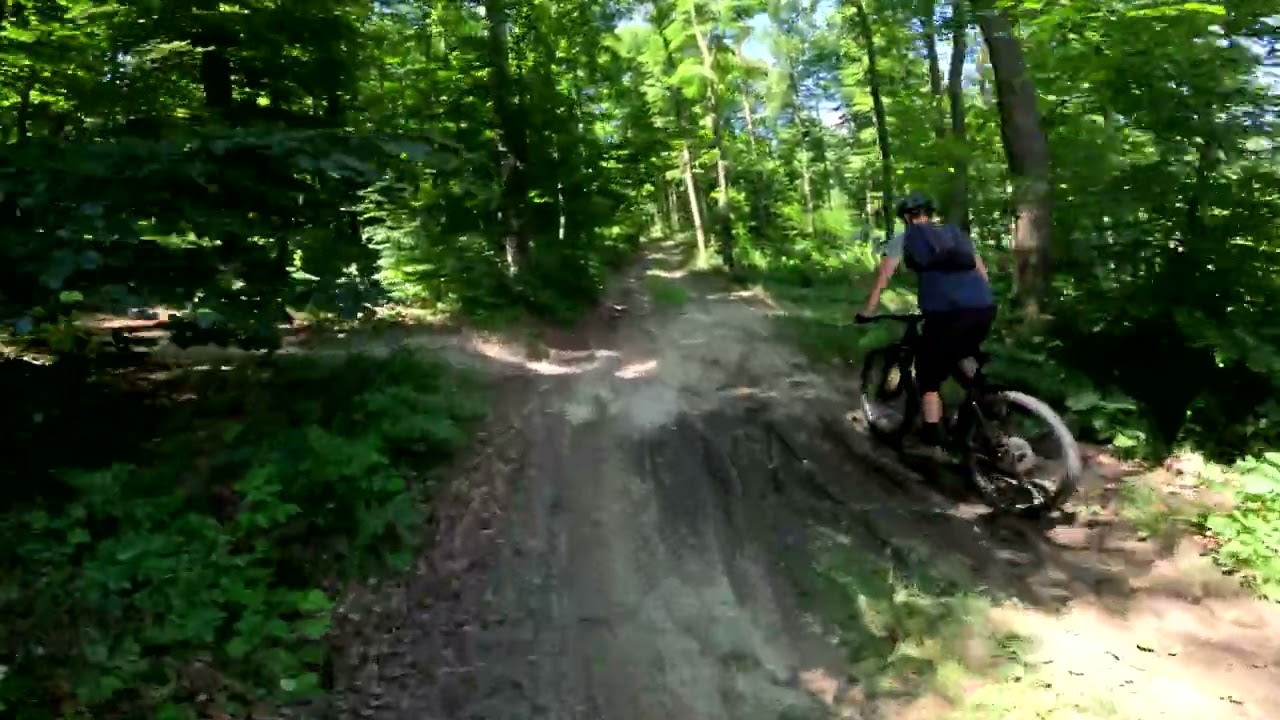 Eplény n1 pálya dh és enduroval