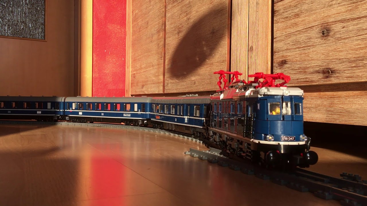 (Moc) E18 047 Blauer Enzian