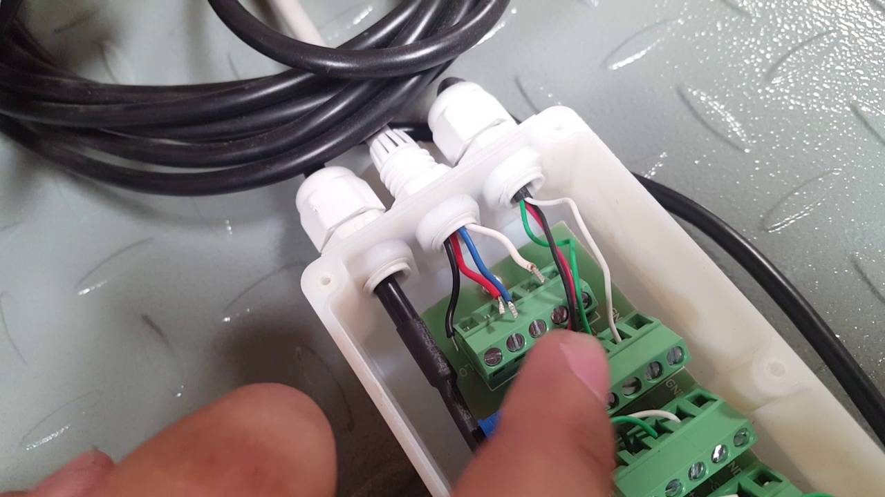DIGIWEIGH Short cable installation DWP-15CBA & DWP-15CBN on a floor scale