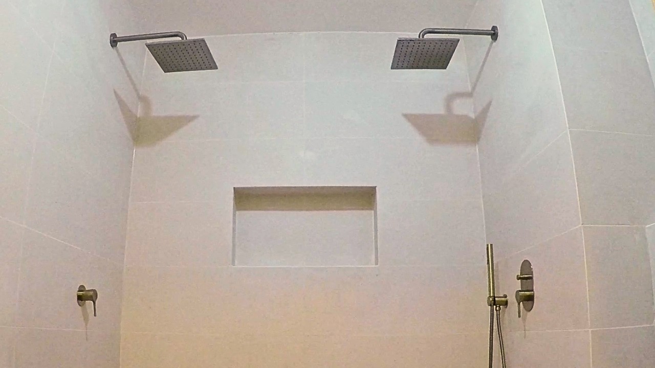Complete High-End Bathroom Renovation Double Shower Mixer Valve שיפוץ אמבטיה עם שני אינטרפוץ