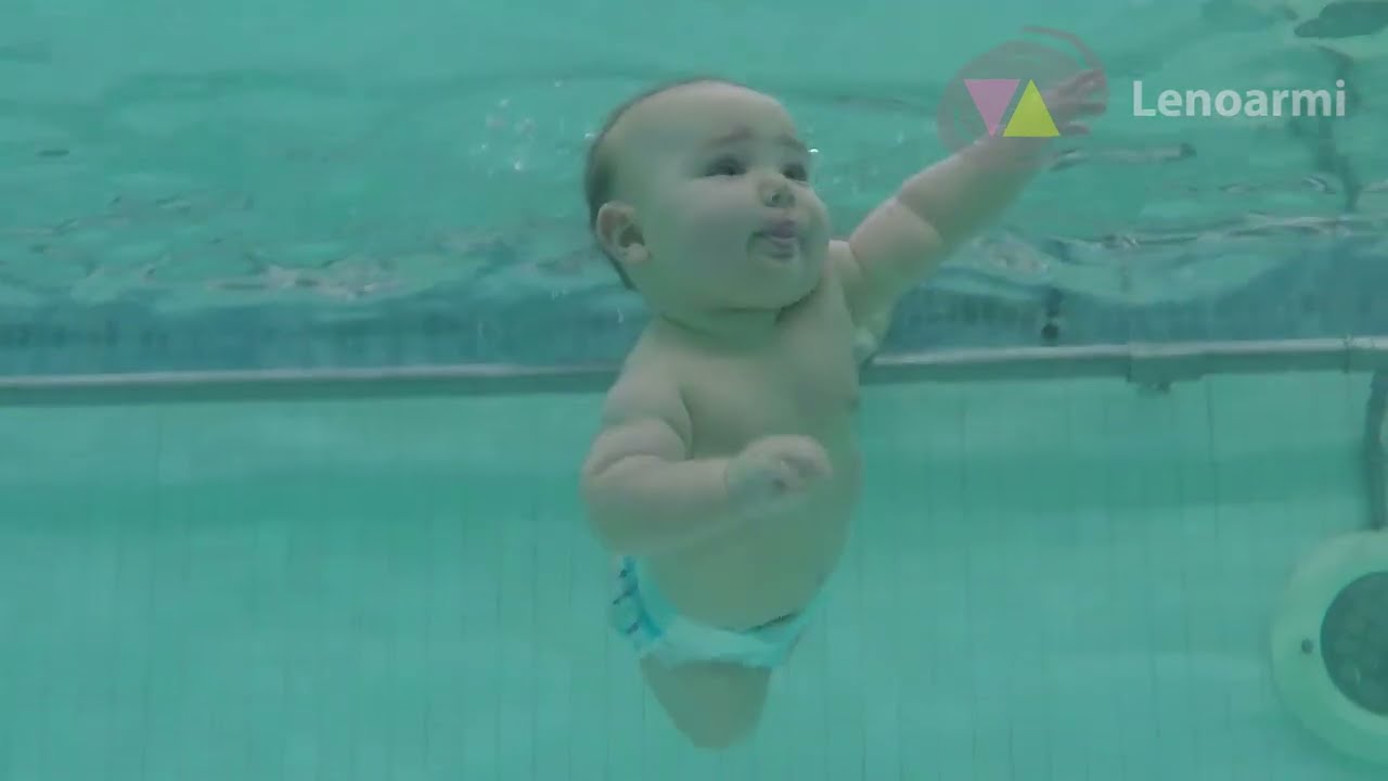 BABY SWIM IN POOL