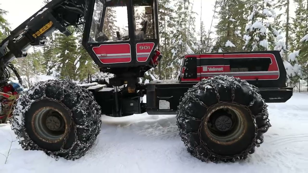Koneanti Oy / Valmet 901 vuosimallia 1988
