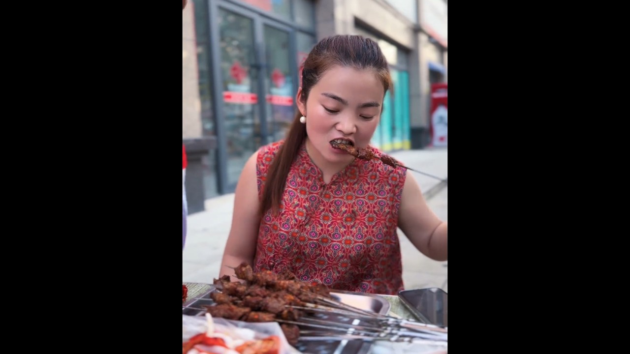 来弟弟的餐厅，尝尝弟弟的拿手好菜，看看小伙子的进步（顺便监督下）#农村生活 #美食