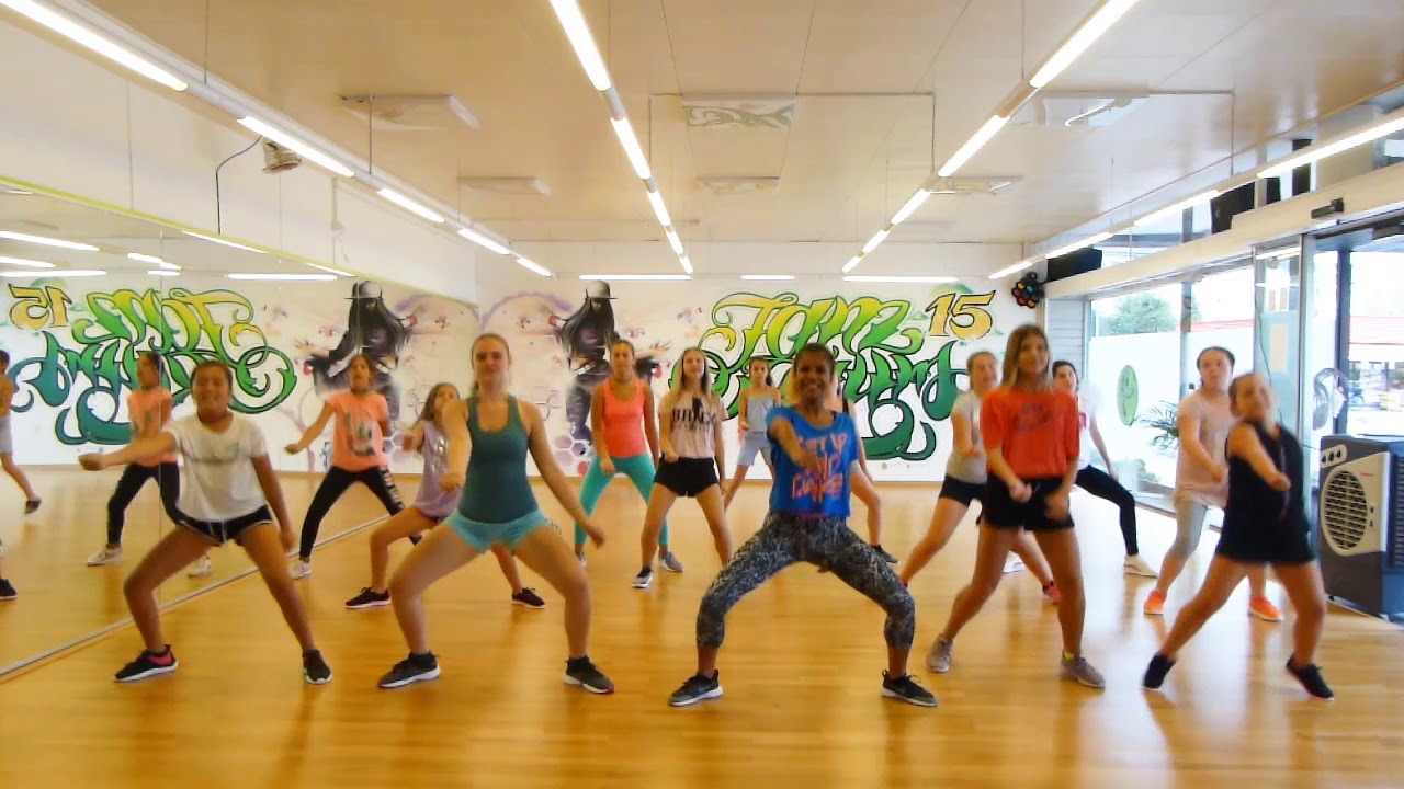 One Kiss Calvin Harris & Dua Lipa Warm Up Choreo by Luisana