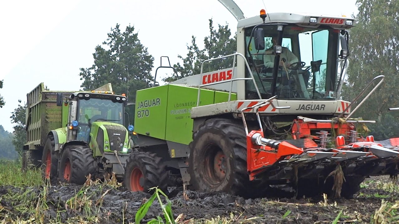 Mais Silage In The Mud | Case IH vs Claas | Pleizier & Timmer