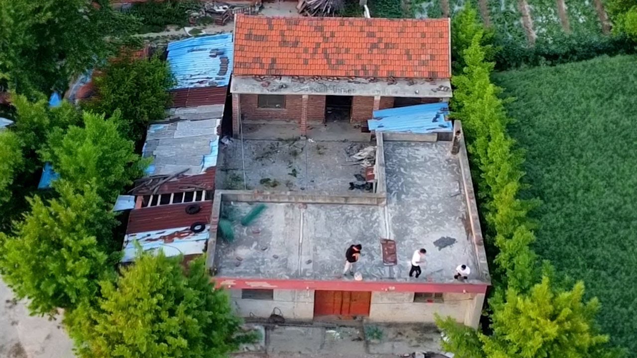 Leaving city ~ Man spent $200 renovating abandoned house | Completed garden home beautiful