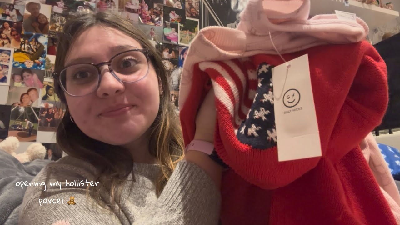 opening my hollister parcel 🧸 