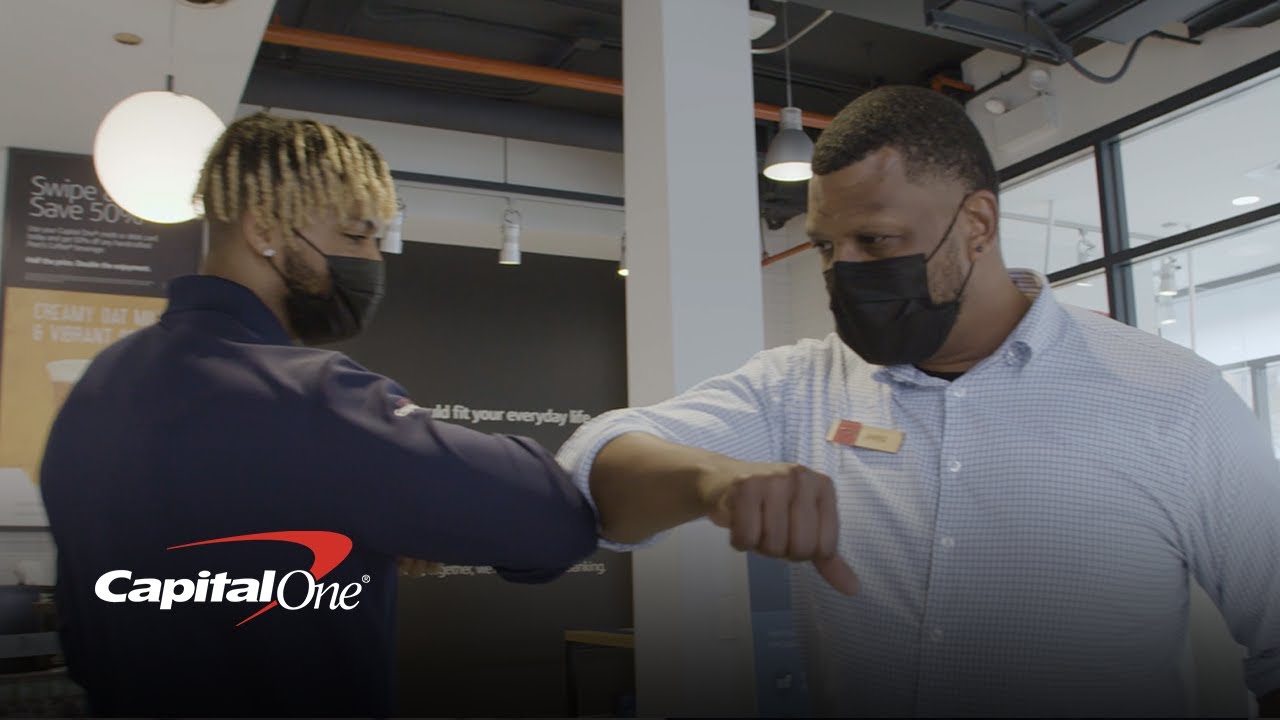 This Caf&eacute; Coach&rsquo;s Superpower: Being Vulnerable for His Team  | Capital One Caf&eacute;
