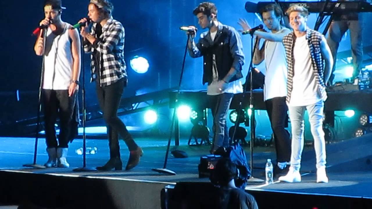 Right Now - One Direction Lima, Peru 27/04/14